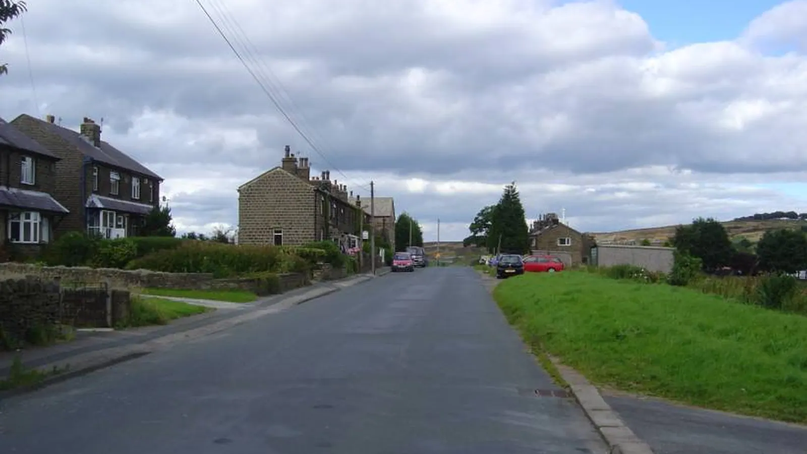 Workwear printing in Oxenhope, North Yorkshire Oxenhope, near Harrogate in North Yorkshire — the area Net-workwear supplies with branded workwear and embroidered uniforms