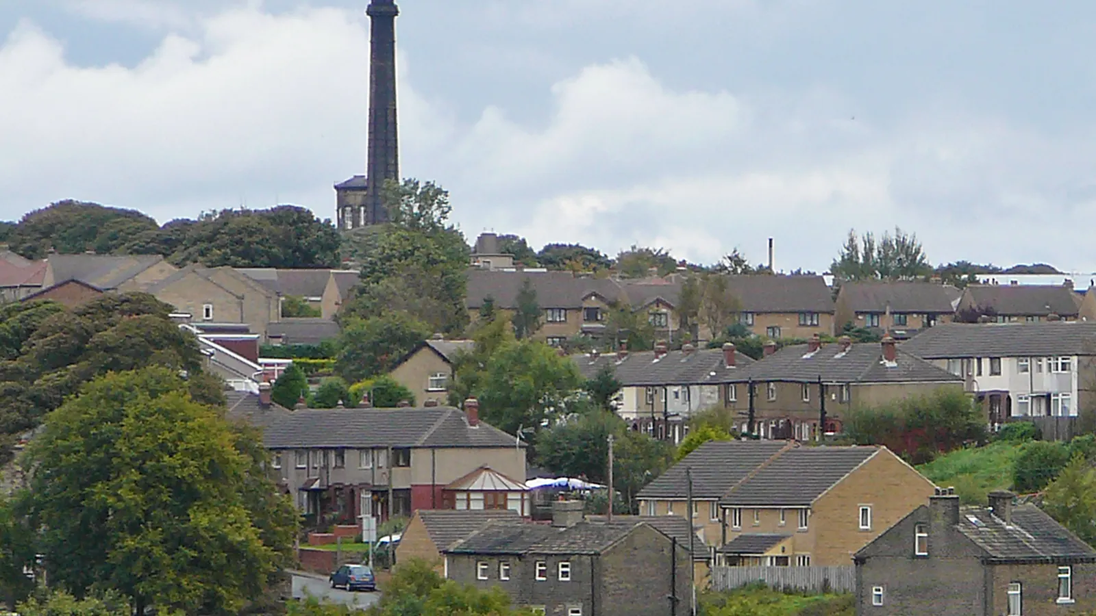 Workwear printing in Queensbury, West Yorkshire Queensbury, near Bradford in West Yorkshire — the area Net-workwear supplies with branded workwear and embroidered uniforms