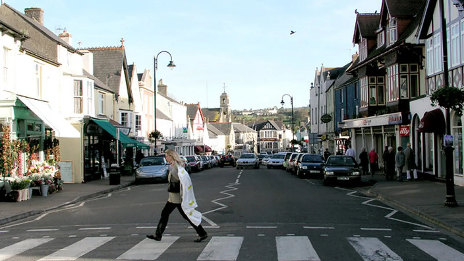 Workwear printing in Cowbridge, South Wales Cowbridge, near Cardiff in South Wales — the area Net-workwear supplies with branded workwear and embroidered uniforms