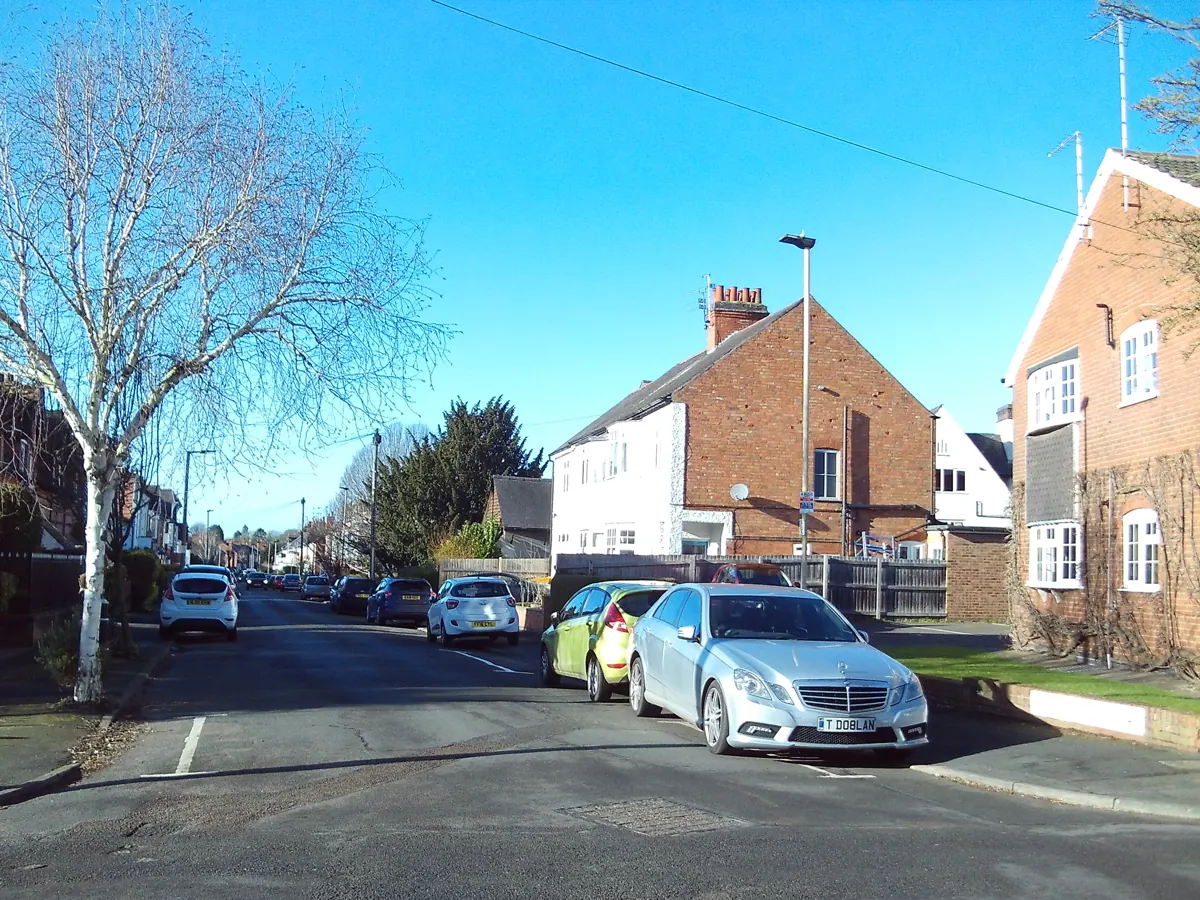 Workwear printing in South Knighton, Leicestershire South Knighton, near Leicester in Leicestershire — the area Net-workwear supplies with branded workwear and embroidered uniforms