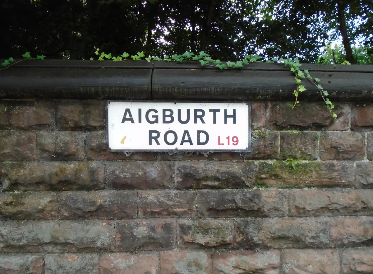 Workwear printing in Aigburth, Merseyside Aigburth, near Liverpool in Merseyside — the area Net-workwear supplies with branded workwear and embroidered uniforms