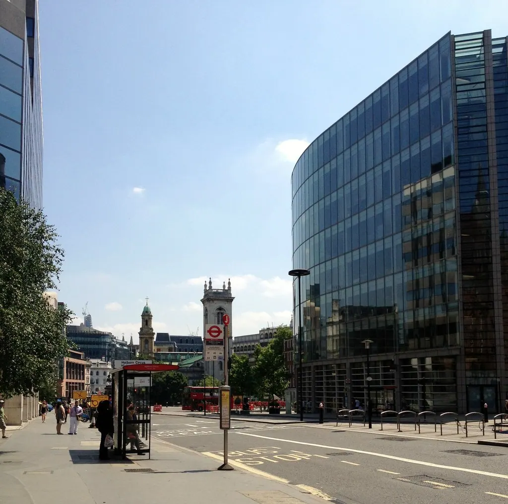 Workwear printing in Holborn, Greater London Holborn, near London in Greater London — the area Net-workwear supplies with branded workwear and embroidered uniforms