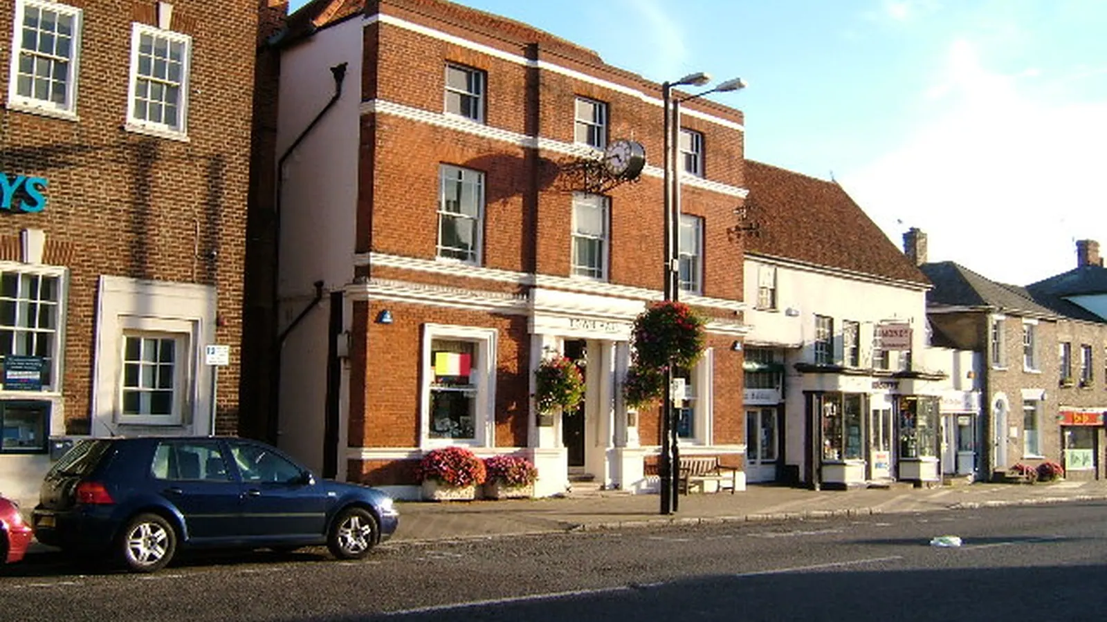 Workwear printing in Witham, Essex Witham, near Essex in Essex — the area Net-workwear supplies with branded workwear and embroidered uniforms