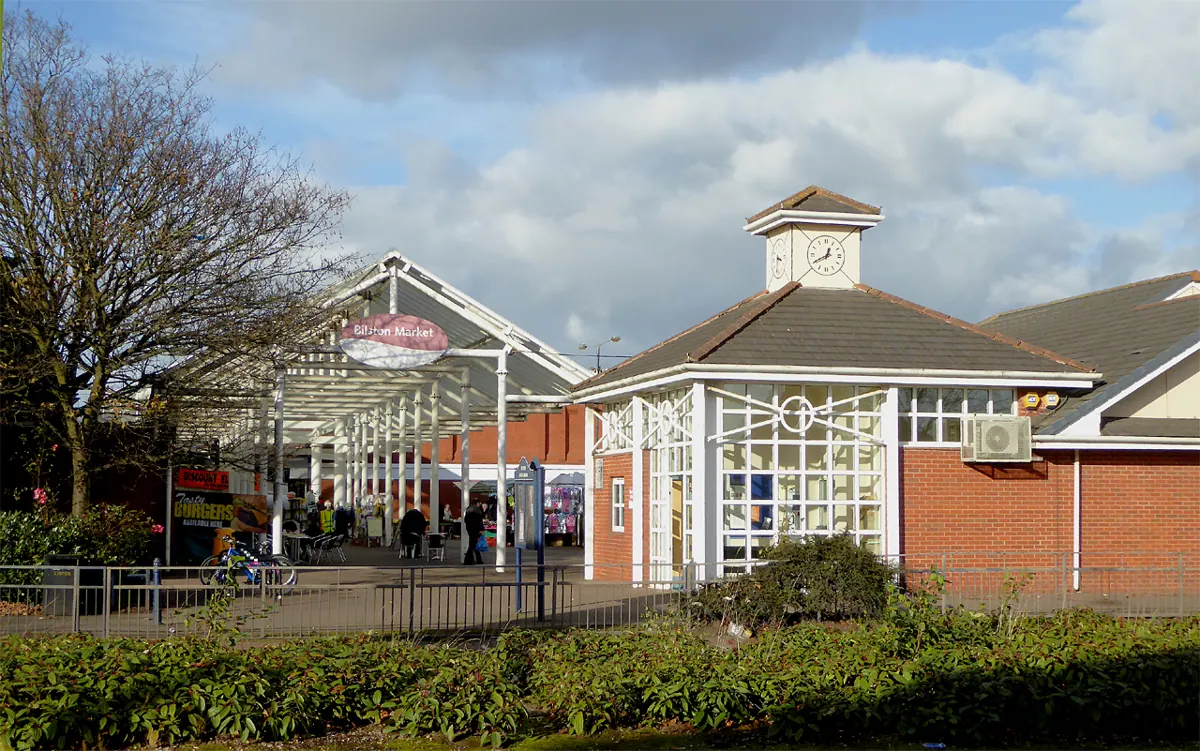 Workwear printing in Bilston, West Midlands Bilston, near Wolverhampton in West Midlands — the area Net-workwear supplies with branded workwear and embroidered uniforms