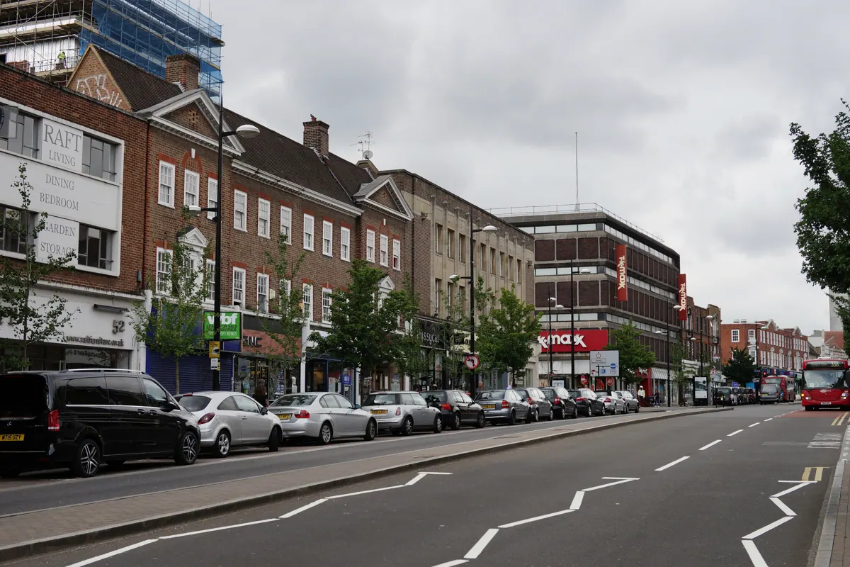 Workwear printing in Bromley, Greater London Bromley, near London in Greater London — the area Net-workwear supplies with branded workwear and embroidered uniforms