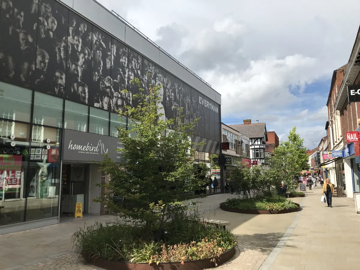 Workwear printing in Altrincham, Greater Manchester Altrincham, near Manchester in Greater Manchester — the area Net-workwear supplies with branded workwear and embroidered uniforms